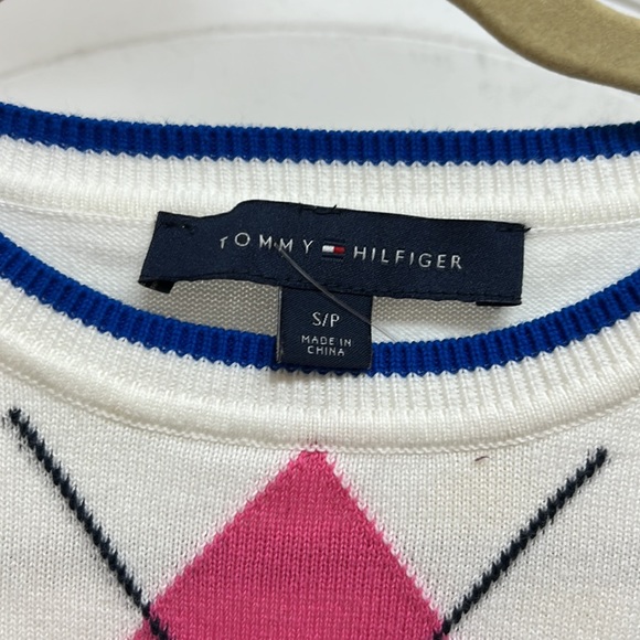 Tommy Hilfiger knit sweater size small width rainbow color stripe sleeves - Picture 3 of 4